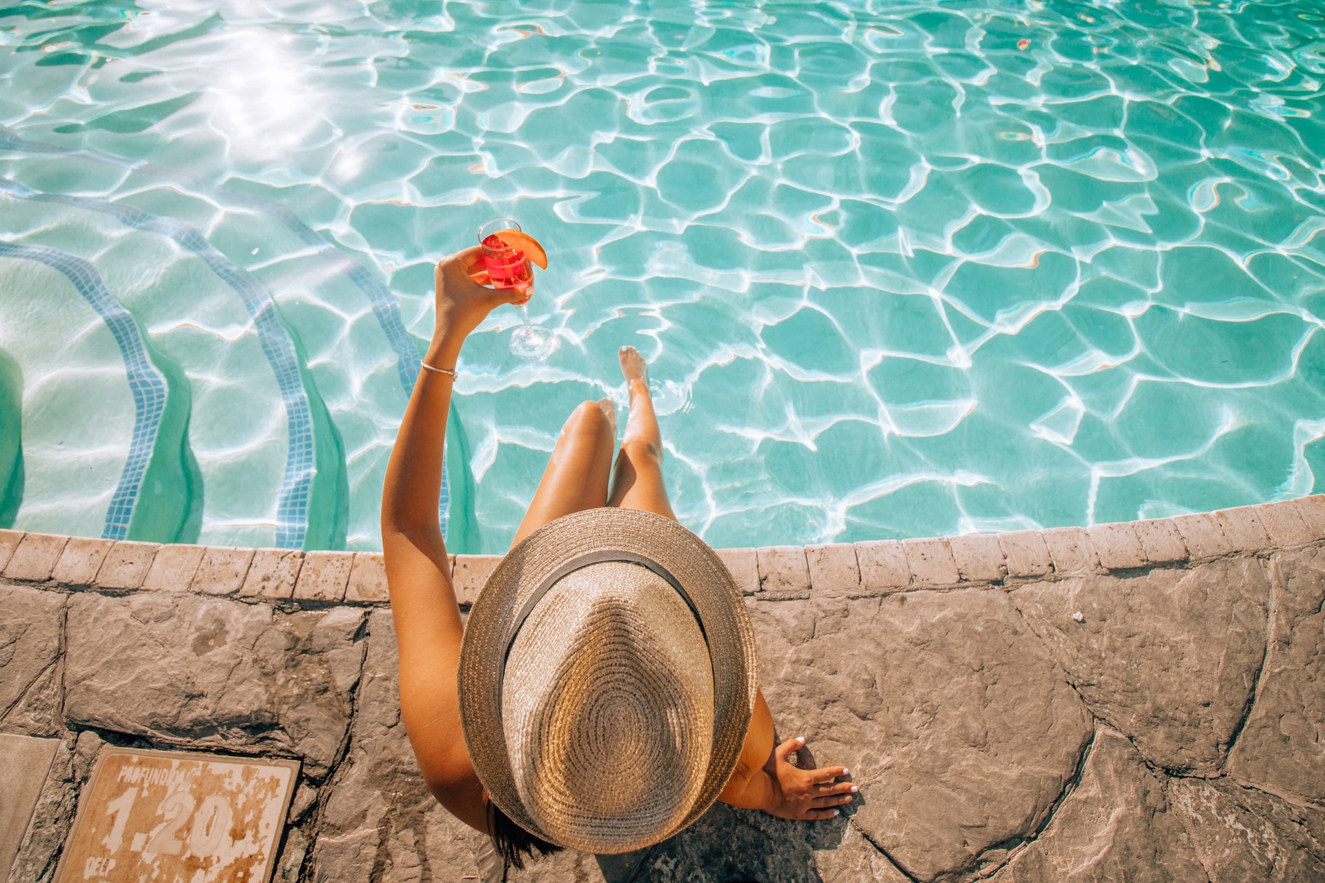 Comment trouver une fuite dans une piscine ? Nos conseils - Ax'eau